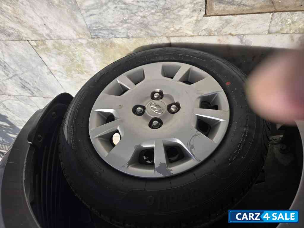 Amber Grey Hyundai i20 Magna(O)