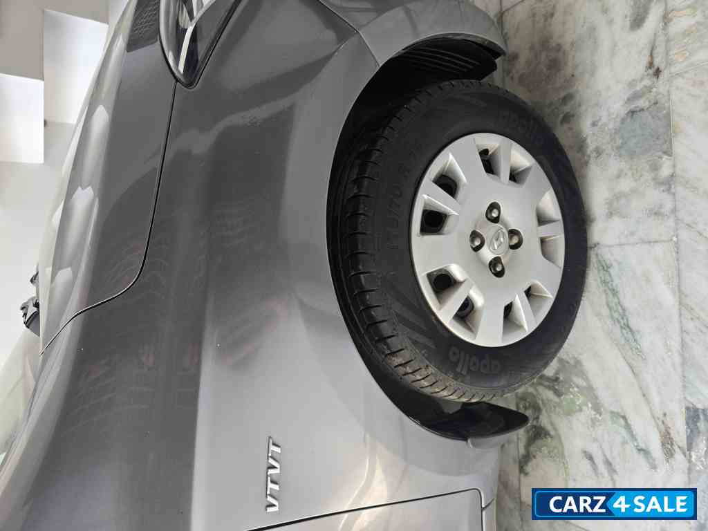 Amber Grey Hyundai i20 Magna(O)