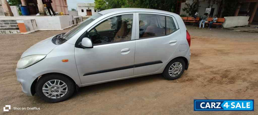 Grey Hyundai i10 Magna 1.1BSIV