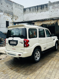 Mahindra Classic S6 plus