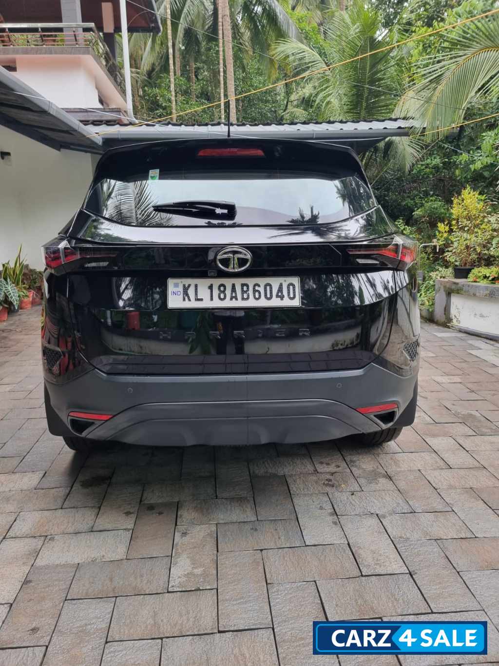 Tata Harrier XTA+ DARK EDITION