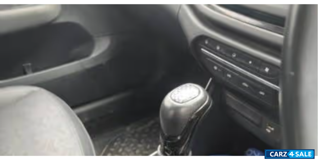 Tata Altroz XZA+ Dark Edition Automatic