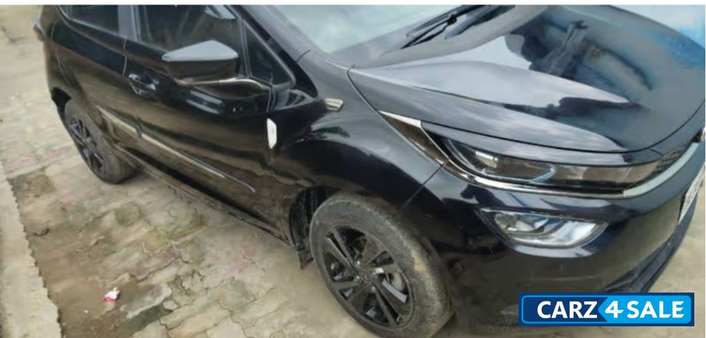 Tata Altroz XZA+ Dark Edition Automatic