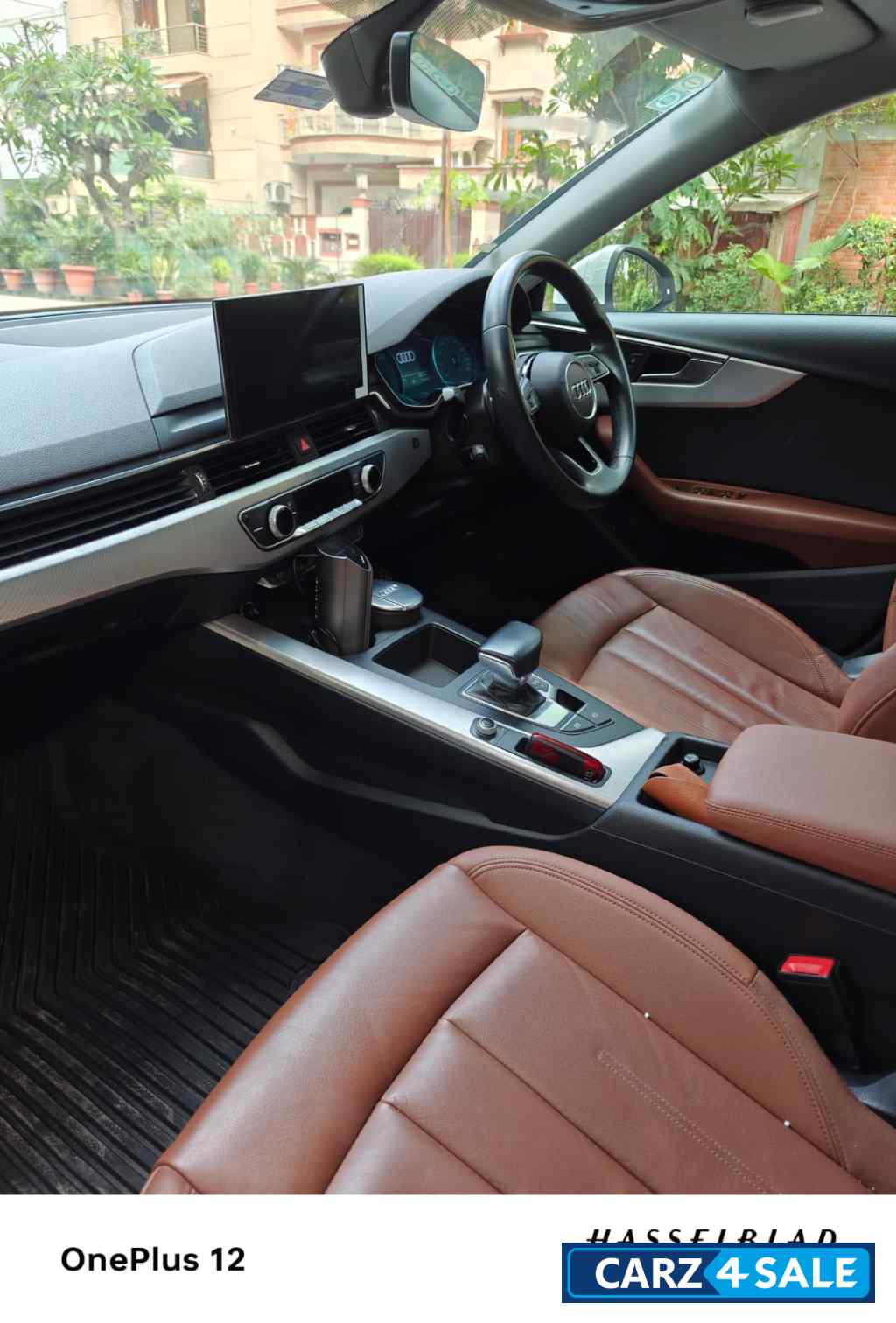 White Audi A4 Premium Plus 40 TFSI Petrol - August 2021