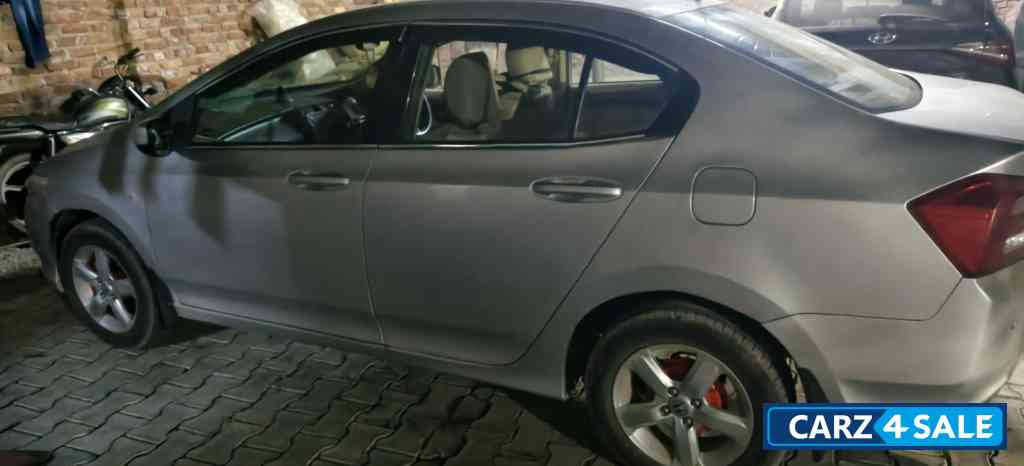 Honda City 1.5 SMT Honda City 1.5 SMT