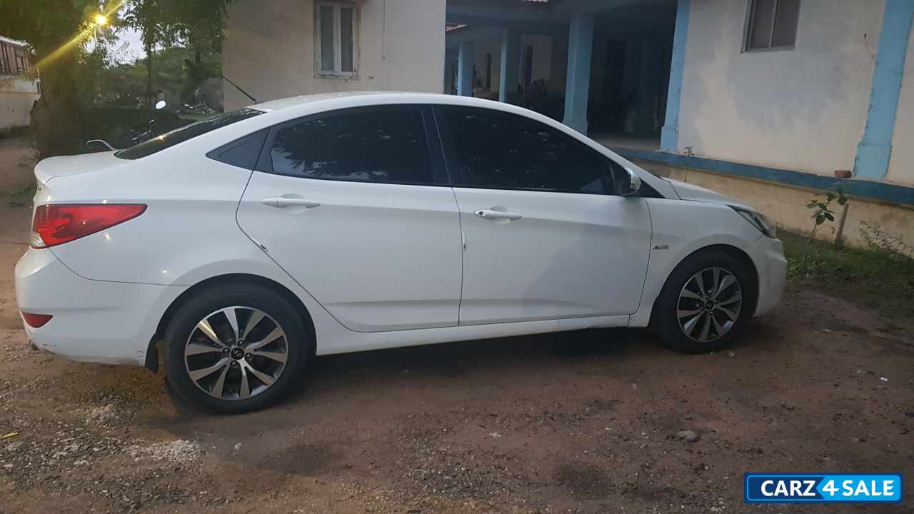Hyundai Verna