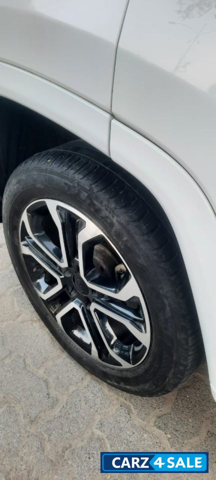 Jeep Compass Model s