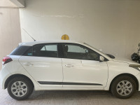 Polar White Hyundai Elite i20 Sports 1.2