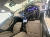Polar White Hyundai Elite i20 Sports 1.2