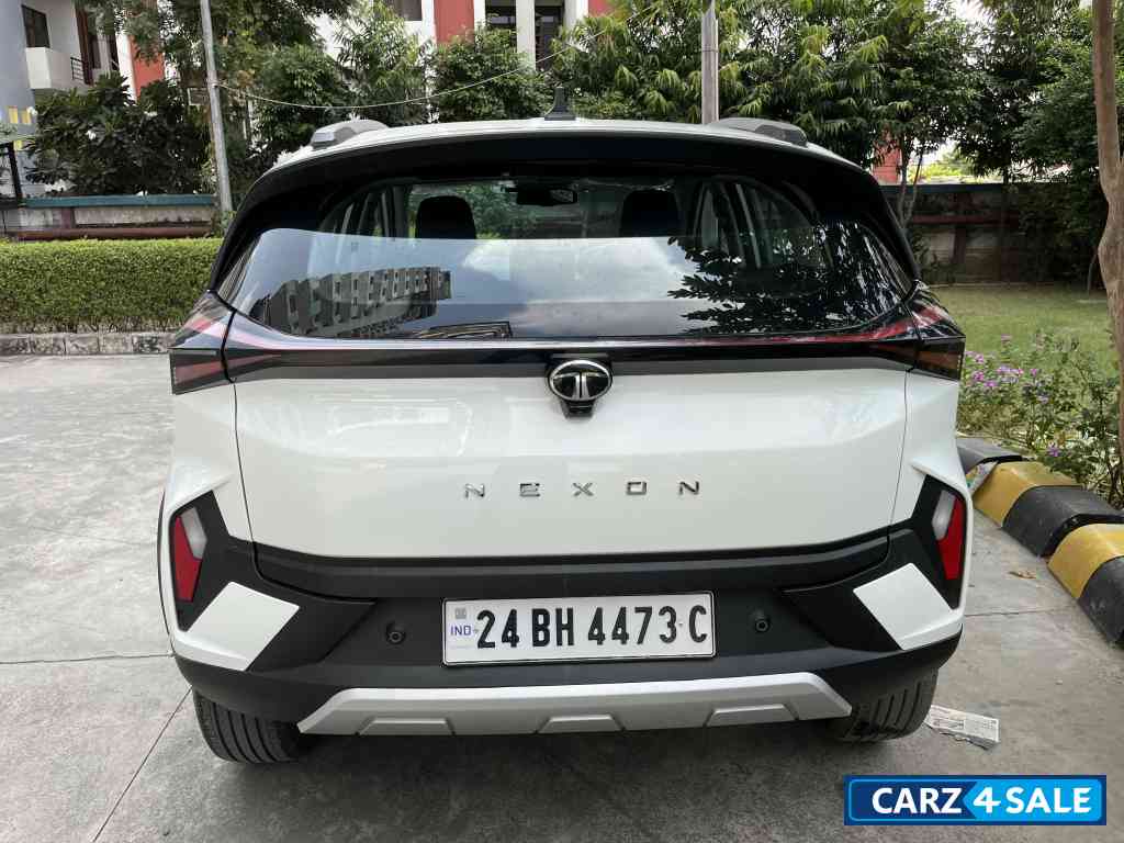 Tata Nexon Creative + s deisel