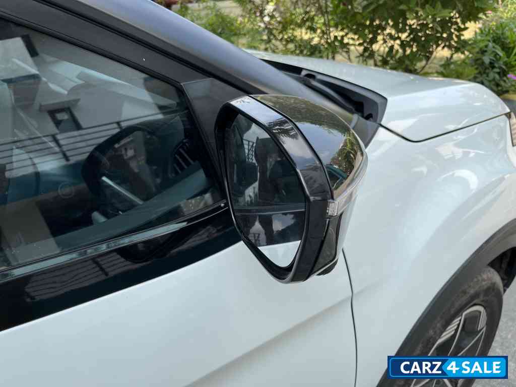 Tata Nexon Creative + s deisel