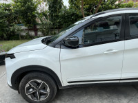 Tata Nexon Creative + s deisel