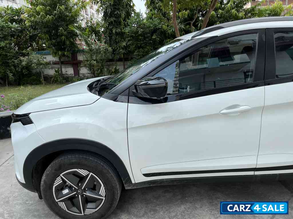 Tata Nexon Creative + s deisel