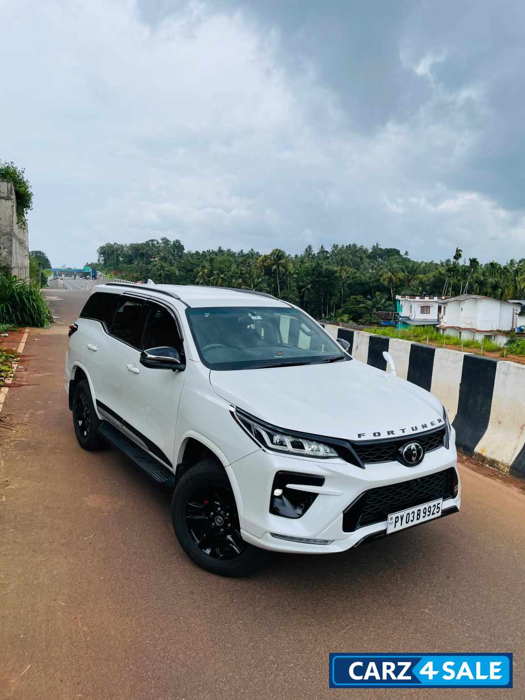 Toyota Fortuner Legender Toyota Fortuner Legender