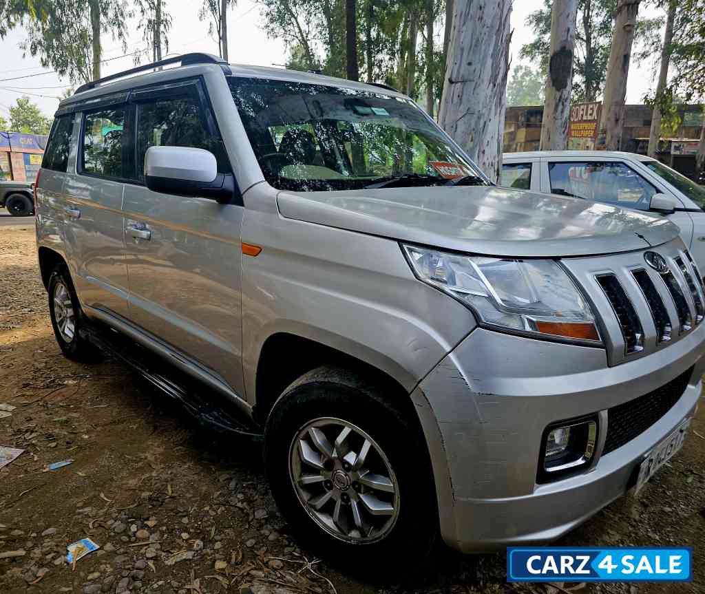 Mahindra TUV300