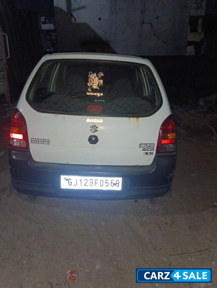 White Maruti Suzuki Alto Lxi2011
