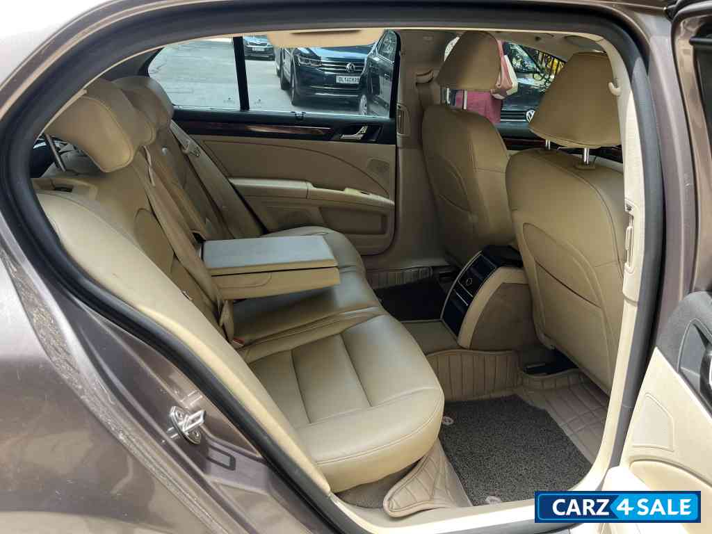 Amethyst Royal Skoda Superb 1.8 Elegance MT