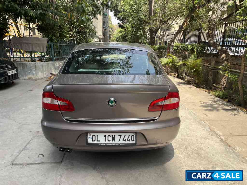 Amethyst Royal Skoda Superb 1.8 Elegance MT