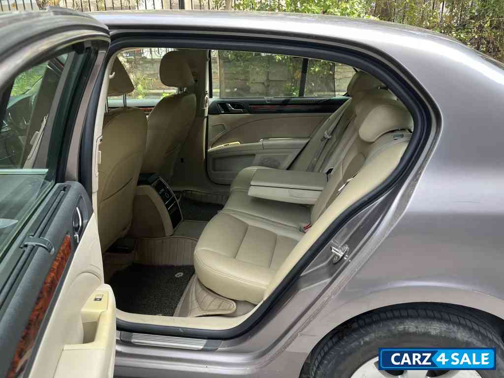 Amethyst Royal Skoda Superb 1.8 Elegance MT