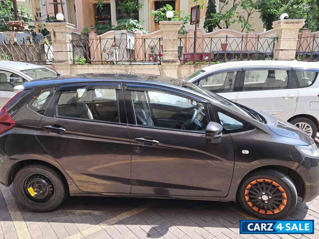 Honda Jazz SV MT IVTEC