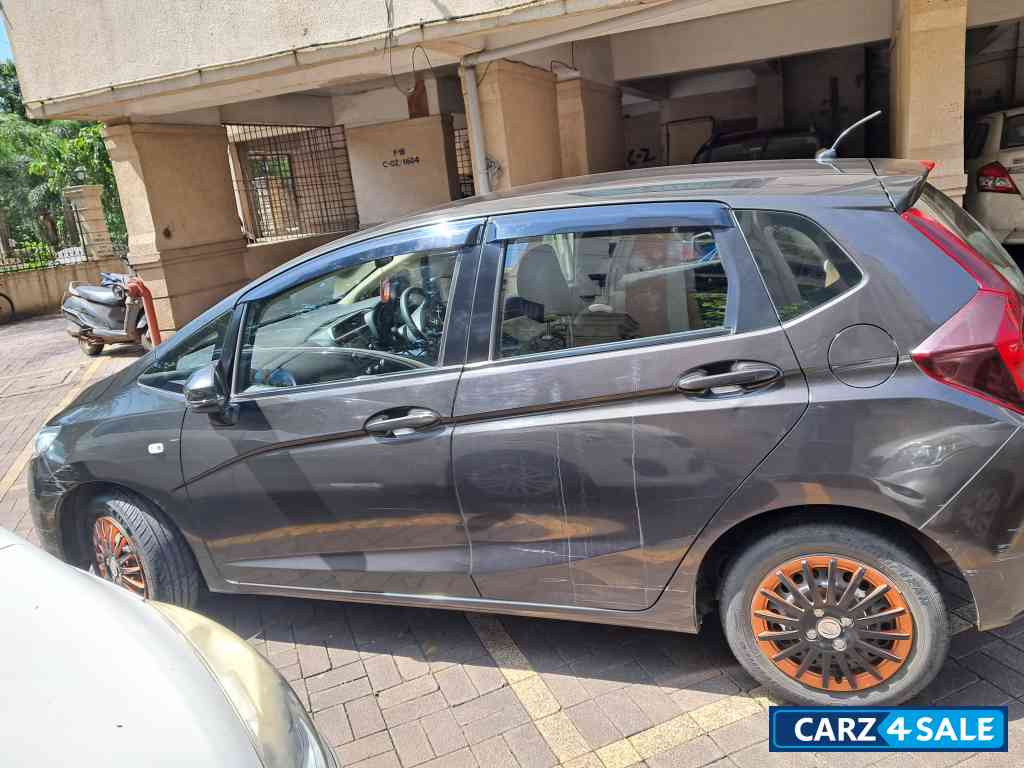 Honda Jazz SV MT IVTEC