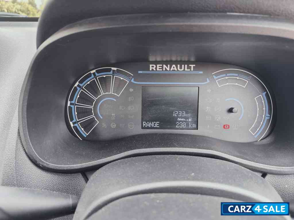 Silver Renault Kwid Climber 1.0 AMT