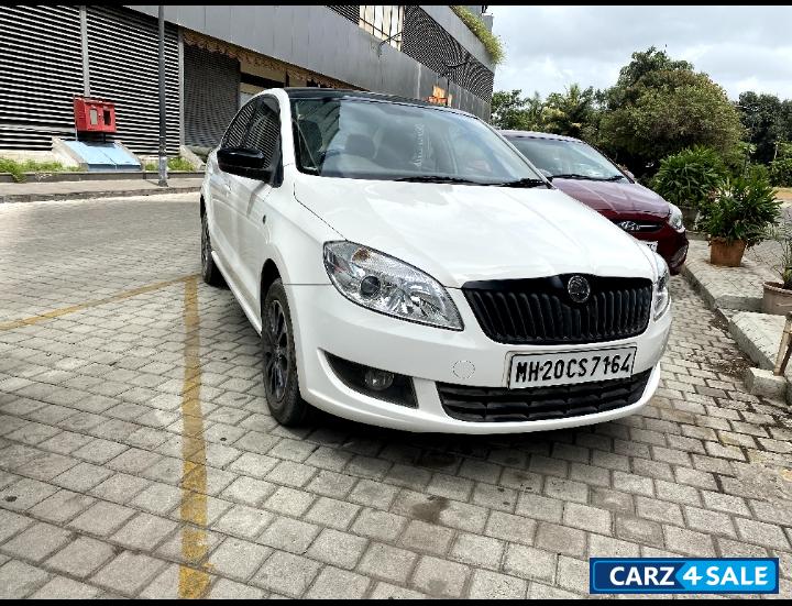 White Skoda Rapid Automatic 1.6MPI Elegance