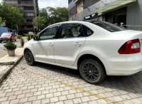 White Skoda Rapid Automatic 1.6MPI Elegance