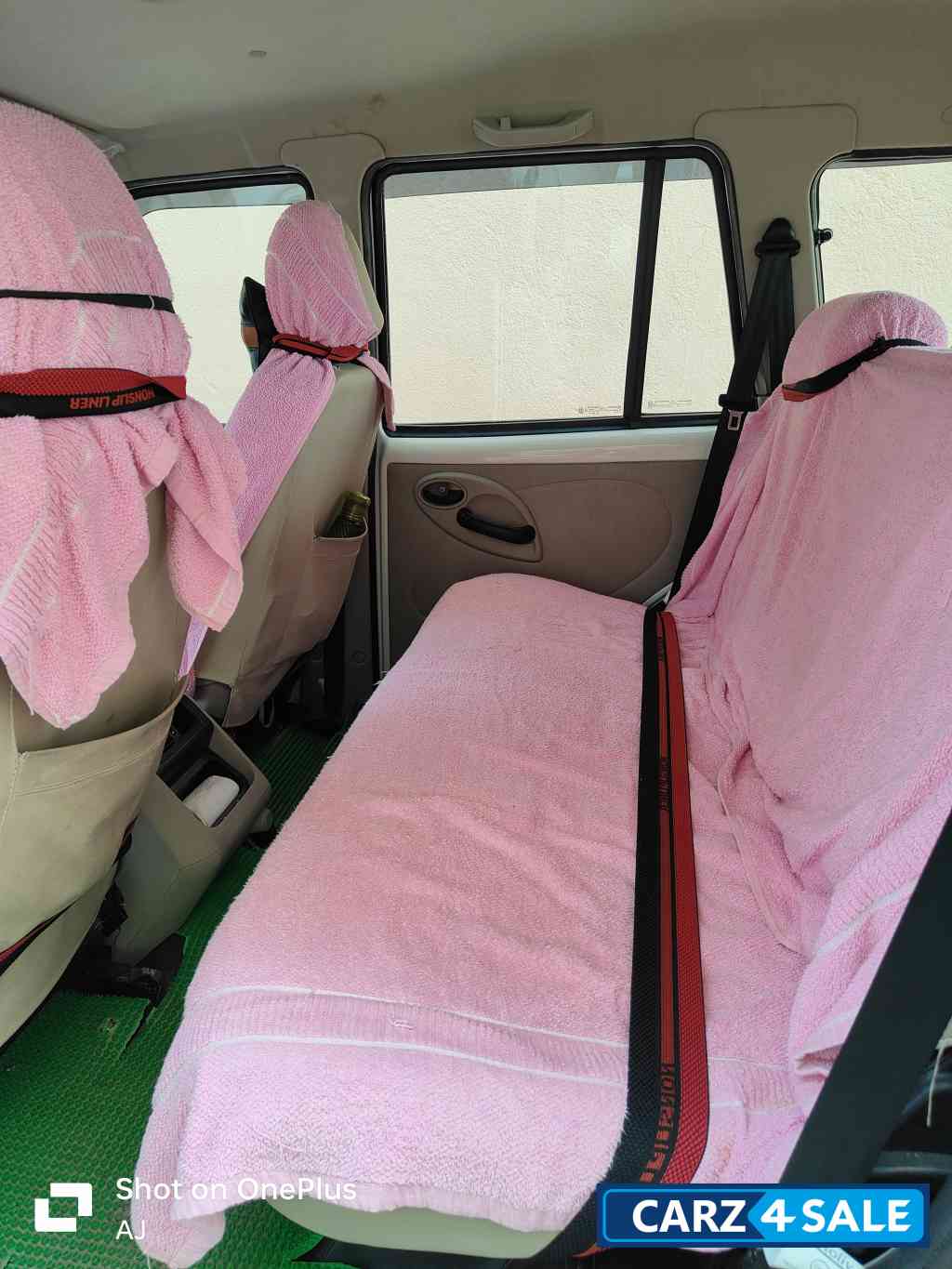 White Mahindra Scorpio Classic S MT