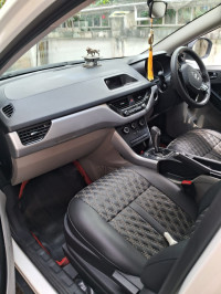 White Tata Nexon XMA