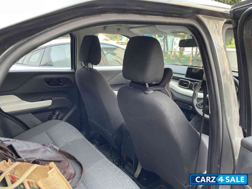 Grey Tata Punch Accomplished MT