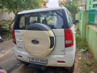 Mahindra TUV300 T6+