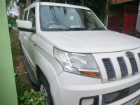 Mahindra TUV300 T6+