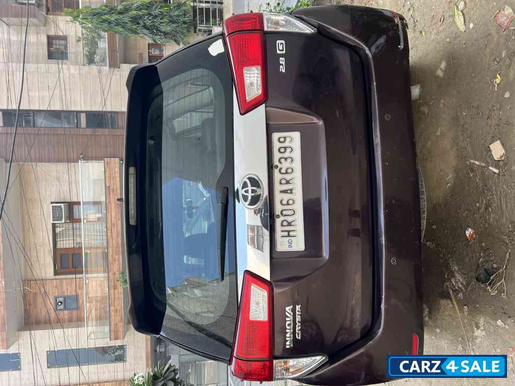 Granite Maroon Toyota Cresta Gx 7str diesel