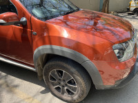 Canyane Orange Renault Duster 110 PS RXZ Diesel MT