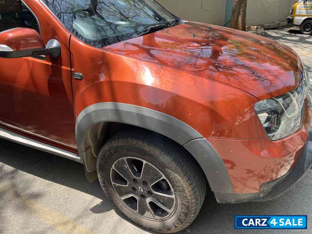 Canyane Orange Renault Duster 110 PS RXZ Diesel MT