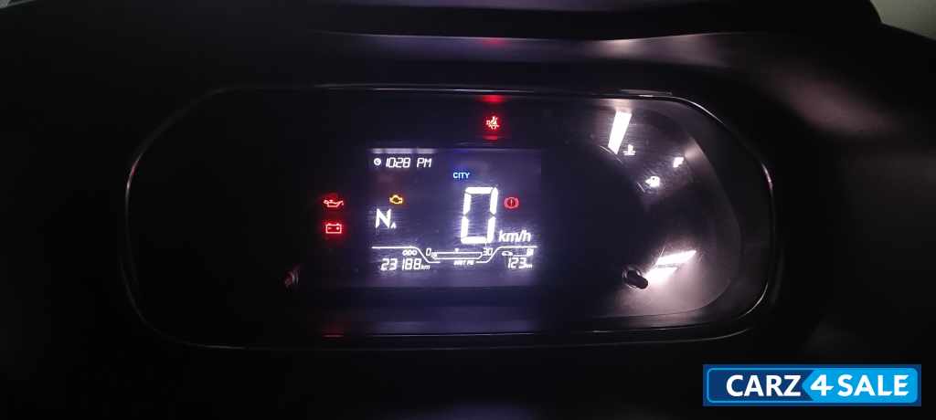 Tata Nexon XMA Petrol