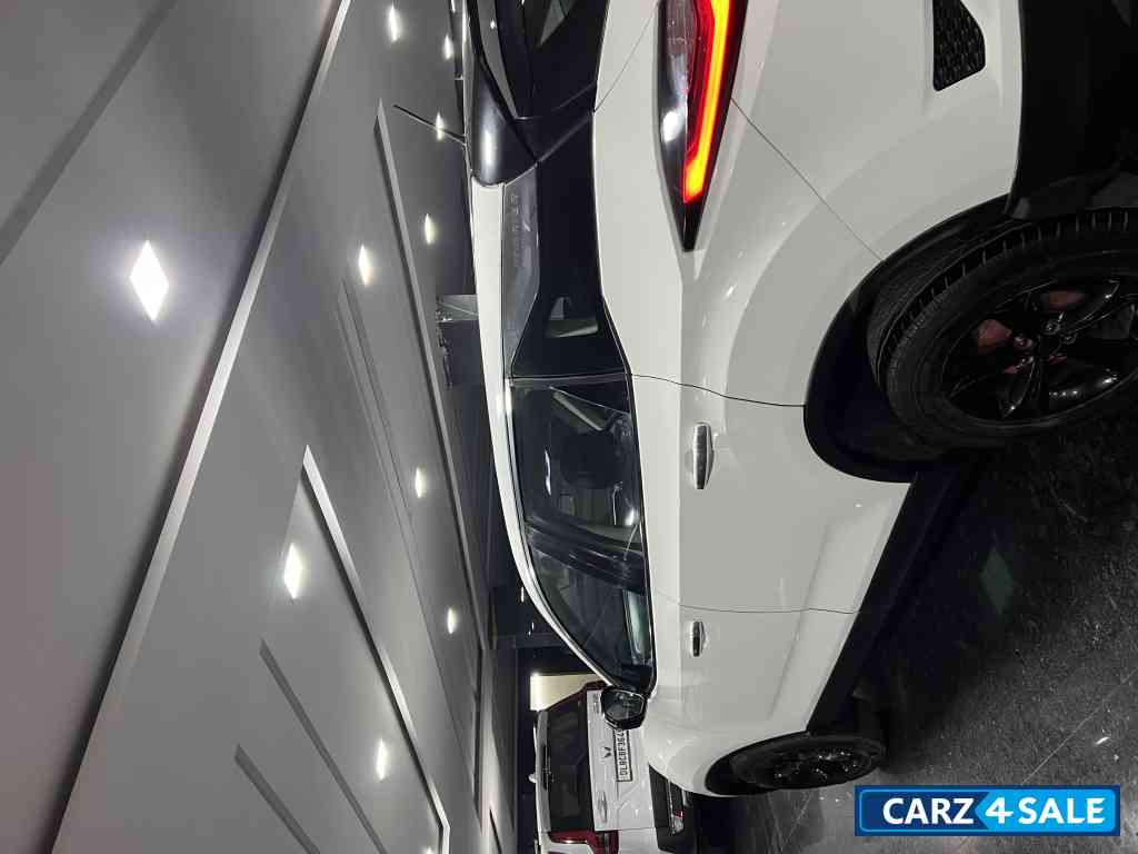 White Tata Harrier XT