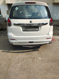 White Maruti Suzuki Ertiga VXI CNG
