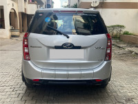 Silver Gray Mahindra XUV 500 W6