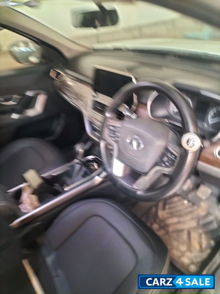 Tata Harrier xt plus