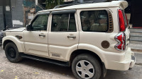 White Mahindra Scorpio S6 Plus