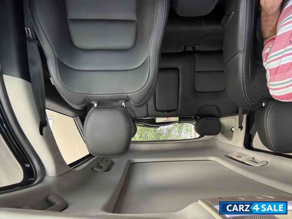 Black Tata Harrier XZA+ 2.0L CRYOTEC BSVI