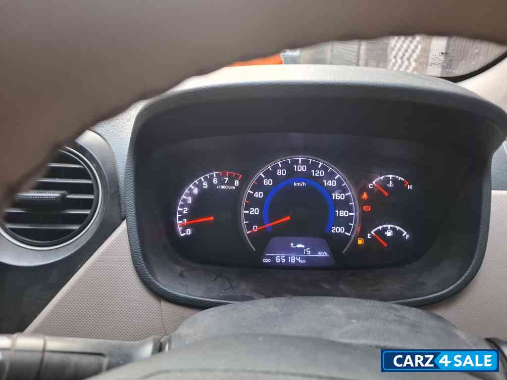 Hyundai i10 Grand sportz