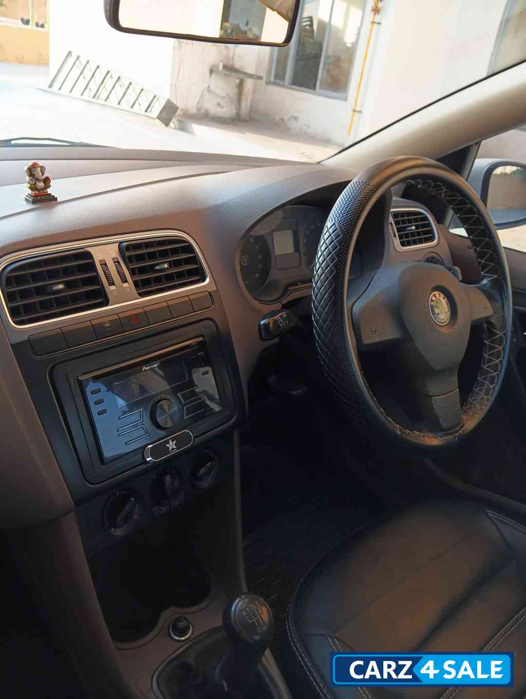 White Skoda Rapid Active TDI