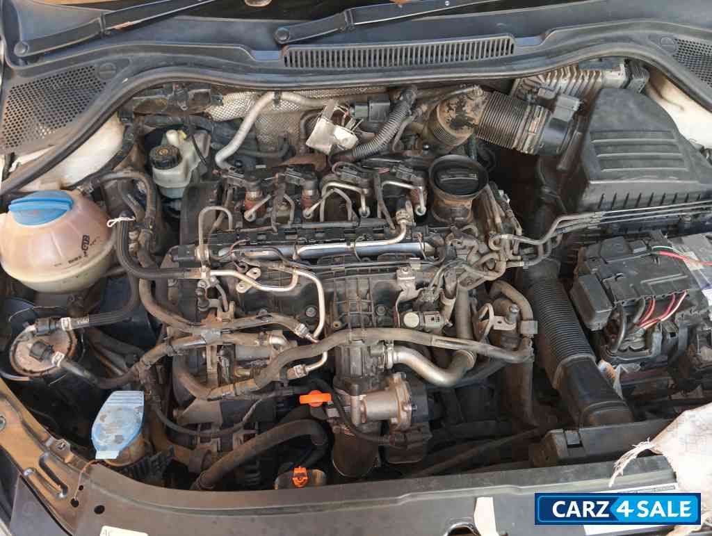 White Skoda Rapid Active TDI