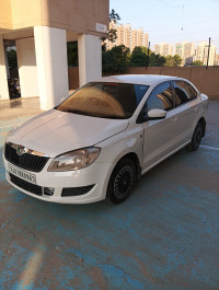 White Skoda Rapid Active TDI
