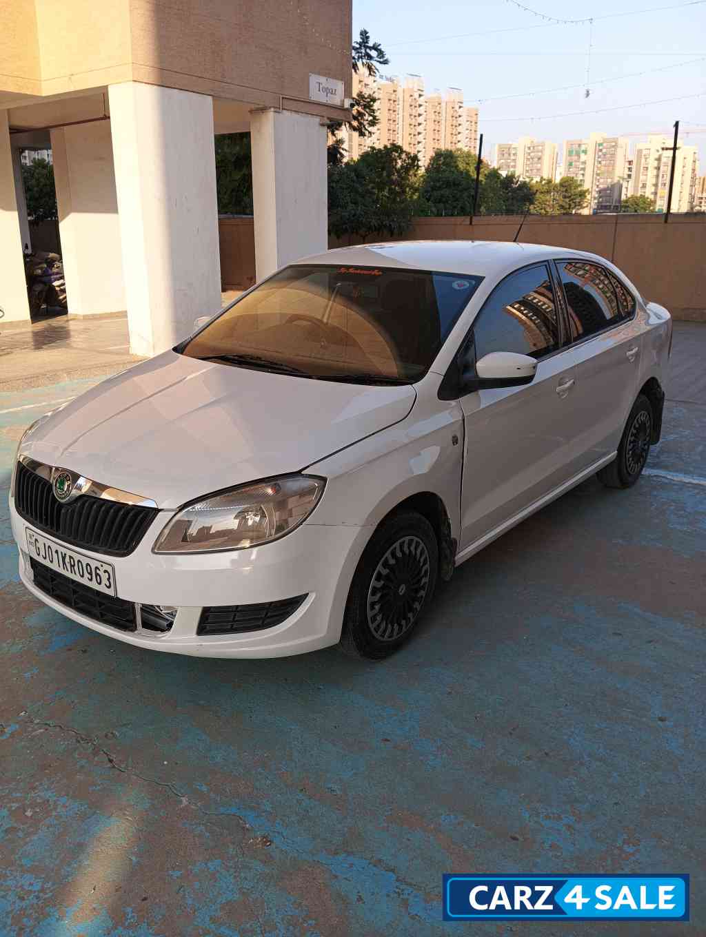 White Skoda Rapid Active TDI
