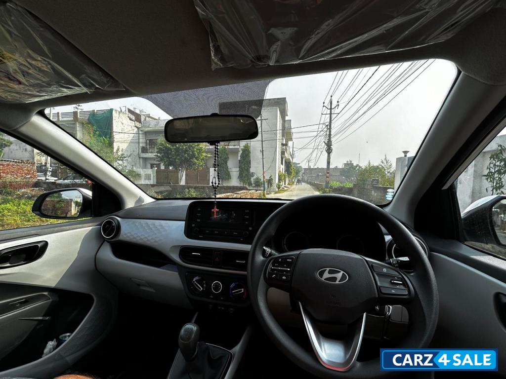 Hyundai i10 Grand i 10 magna