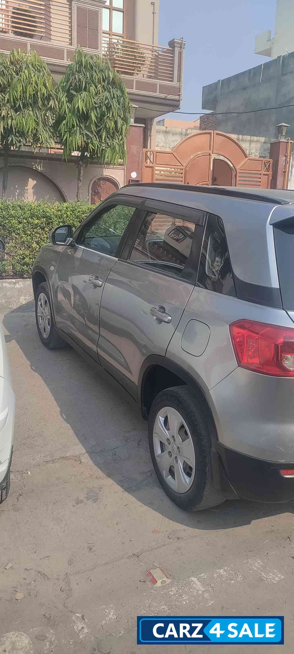 Maruti Suzuki Vitara Brezza Vdi+